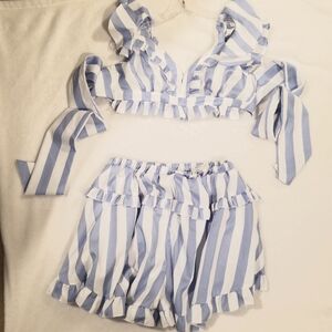 Luxxel two piece short set size small